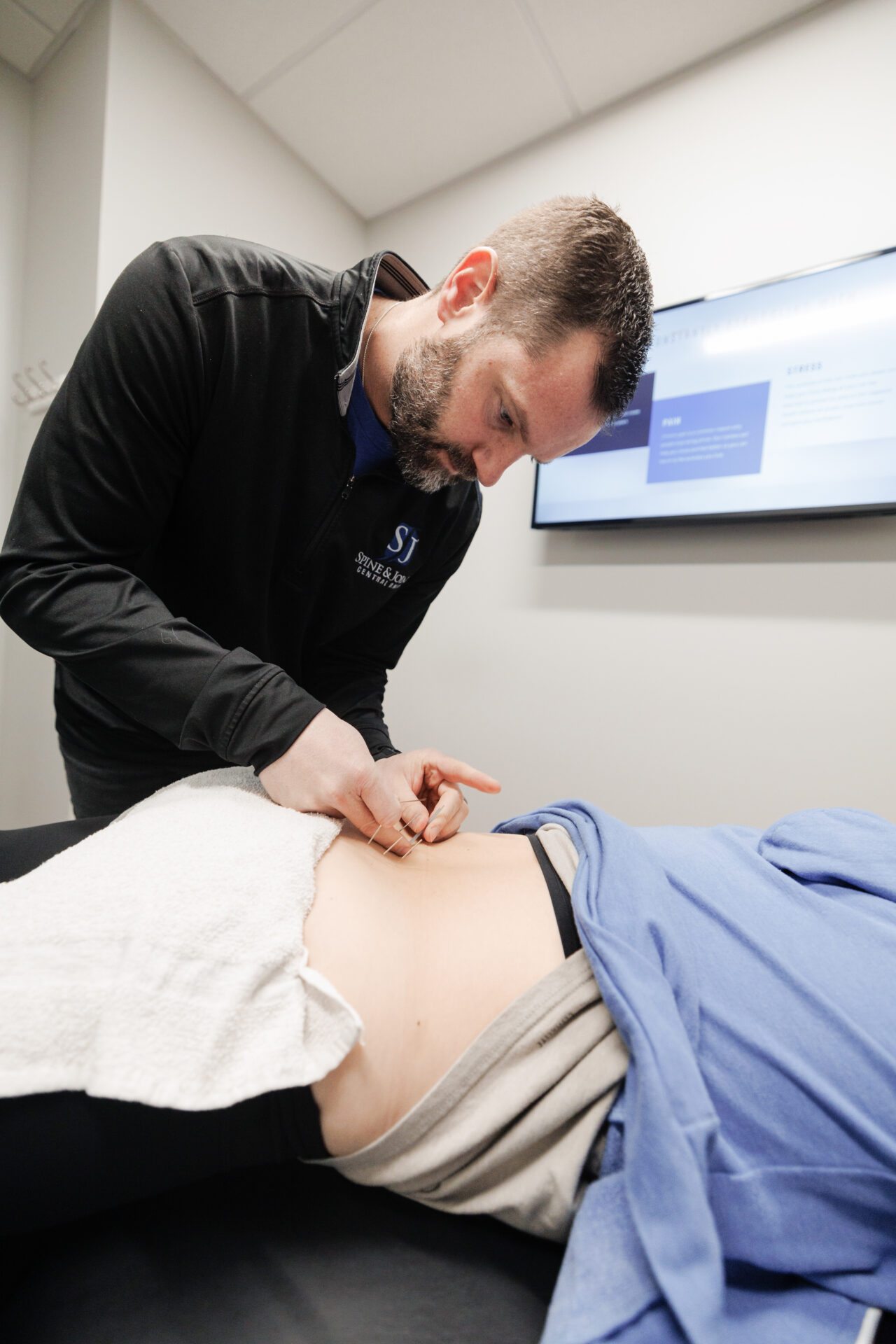 Chronic Low Back Pain Treatment in Westerville - Central Ohio Spine and ...