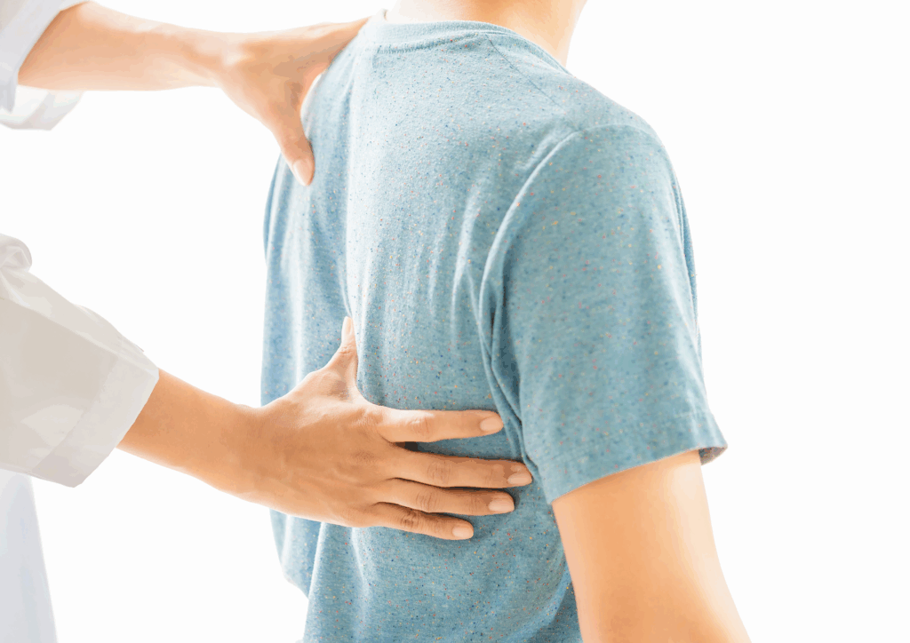 Chiropractor providing treatment in Westerville Ohio clinic